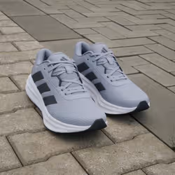 Adidas ID8754_650 Chaussure d'athlétisme Noir - Vue supplémentaire 5
