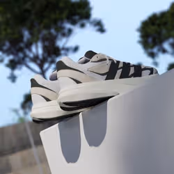 Adidas JH6944_540 chaussure de sport à la mode Noir - Vue supplémentaire 8