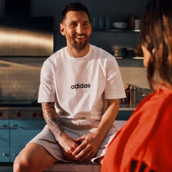 Adidas JE9000_230 chemise et haut Tee-shirt Encolure torsadée Manche courte Coton - Vue supplémentaire 8