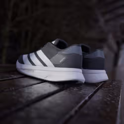 Adidas JI2994_540 Chaussure d'athlétisme Blanc - Vue supplémentaire 6