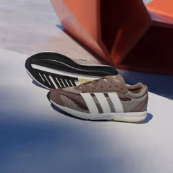 Adidas JP6183_560 Chaussure d'athlétisme Blanc - Vue supplémentaire 4