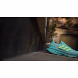 Adidas JQ2909_610 Chaussure d'athlétisme Vert - Vue supplémentaire 2