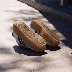 Adidas JQ8065_560 Chaussure d'athlétisme Blanc - Vue supplémentaire 4