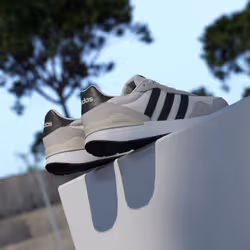 Adidas JR6623_600 chaussure de sport à la mode Noir - Vue supplémentaire 8