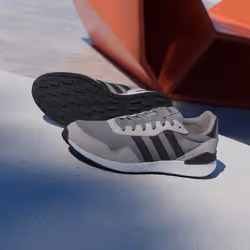 Adidas JR6624_610 chaussure de sport à la mode Noir - Vue supplémentaire 4