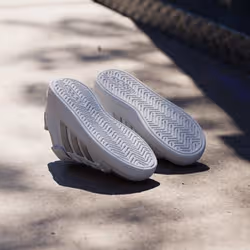 Adidas JP9368_470 Chaussure d'athlétisme Blanc - Vue supplémentaire 4