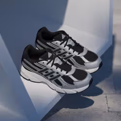 Adidas JR7228_570 Chaussure d'athlétisme Noir - Vue supplémentaire 5
