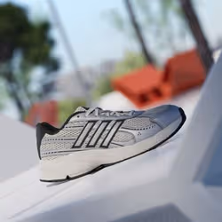 Adidas HQ7289_560 Chaussure d'athlétisme Blanc - Vue supplémentaire 2