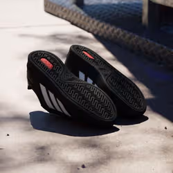 Adidas IH1476_610 chaussure de sport à la mode Noir - Vue supplémentaire 4