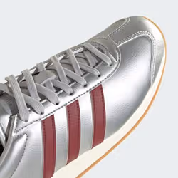 Adidas HQ2330_550 Chaussure d'athlétisme Blanc - Vue supplémentaire 8