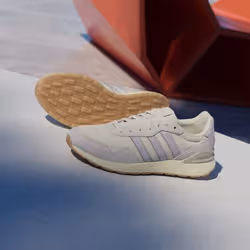 Adidas JR7484_540 Chaussure d'athlétisme Blanc - Vue supplémentaire 4