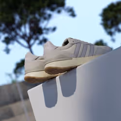 Adidas JR7484_540 Chaussure d'athlétisme Blanc - Vue supplémentaire 8