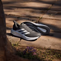 Adidas JQ5859_590 Chaussure d'athlétisme Blanc - Vue supplémentaire 8