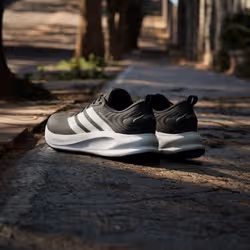 Adidas JQ5859_610 Chaussure d'athlétisme Blanc - Vue supplémentaire 6
