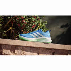 Adidas JQ3910_640 Chaussure d'athlétisme Multicolore - Vue supplémentaire 2
