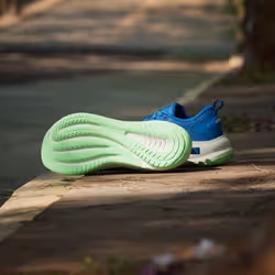 Adidas JQ3910_640 Chaussure d'athlétisme Multicolore - Vue supplémentaire 4