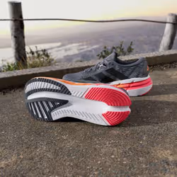 Adidas JP6576_640 Chaussure d'athlétisme Noir - Vue supplémentaire 4