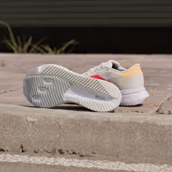 Adidas JQ3132_580 Chaussure d'athlétisme Blanc - Vue supplémentaire 4