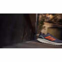 Adidas JQ6959_670 Chaussure d'athlétisme Noir - Vue supplémentaire 2