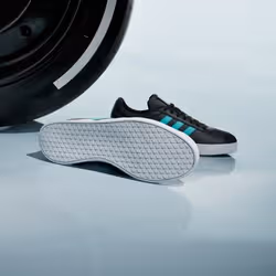 Adidas KI6077_640 Chaussure d'athlétisme Blanc - Vue supplémentaire 4