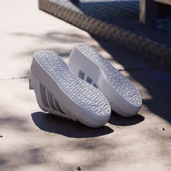 Adidas KJ3857_600 Chaussure d'athlétisme Blanc - Vue supplémentaire 4