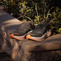 Adidas KJ8760_590 Chaussure d'athlétisme Noir - Vue supplémentaire 5
