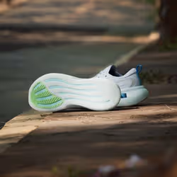 Adidas KJ8770_580 Chaussure d'athlétisme Multicolore - Vue supplémentaire 4