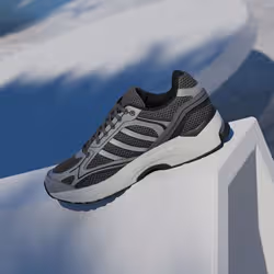 Adidas KI4378_560 chaussure de sport à la mode Noir - Vue supplémentaire 7