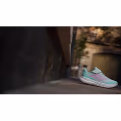 Adidas KI1773_470 Chaussure d'athlétisme Multicolore - Vue supplémentaire 2