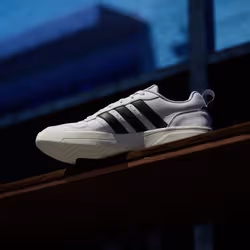 Adidas KI9956_590 chaussure de sport à la mode Noir - Vue supplémentaire 7