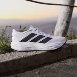 Adidas KI1673_530 Chaussure d'athlétisme Blanc - Vue supplémentaire 3
