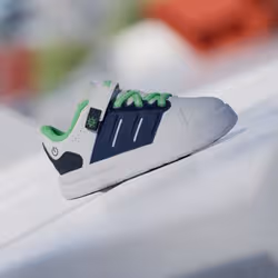 Adidas KJ7001_230 Chaussure d'athlétisme Blanc - Vue supplémentaire 2