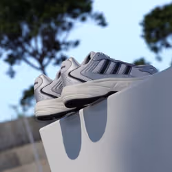 Adidas KI7020_610 Chaussure d'athlétisme Blanc - Vue supplémentaire 8