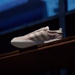 Adidas KK2222_540 Chaussure d'athlétisme Blanc - Vue supplémentaire 7