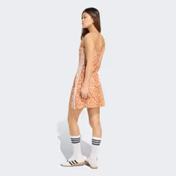 Adidas KC3881_230 Robe - Vue supplémentaire 2