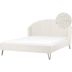 Beliani - Lit Double en Bouclé 180 x 200 cm Pieds en Métal Cadre de Lit en Forme de Coquillage Blanc Cassé Ambillou
