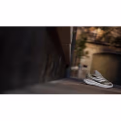 Adidas KI0045_310 Chaussure d'athlétisme Blanc - Vue supplémentaire 2