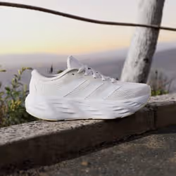 Adidas IH9794_550 Chaussure d'athlétisme Blanc - Vue supplémentaire 3