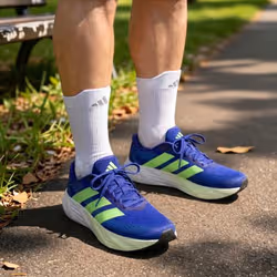 Adidas IH9804_700 Chaussure d'athlétisme Vert - Vue supplémentaire 4