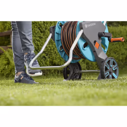 Gardena 18517-20 enrouleur de tuyau d'arrosoir de jardin Chariot sur roues Manuel Noir, Bleu, Acier inoxydable - Vue supplémentaire 4