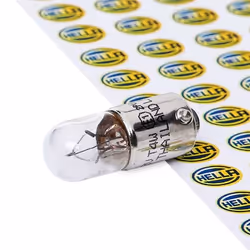 Ampoule, feu éclaireur de plaque; HELLA; 12 4 T4W BA9s; pour MERCEDES-BENZ, VOLKSWAGEN, JEEP, CITROËN, VOLVO; 72429610, SH266 ...