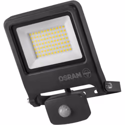 Le projecteur LED OSRAM ENDURA FLOOD PC 50 W avec capteur produit 5 000 lumens de lumière blanc chaud. Son boîtier gris en ma ...