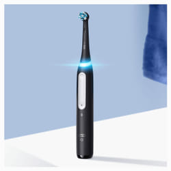 Oral-B iO 4 Adulte Brosse à dents rotative Noir