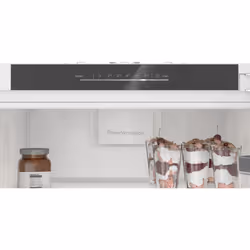 Bosch Serie 4 KIR81VFE0 réfrigérateur Intégré 310 L E