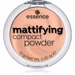 Obtenir un teint parfaitement mat est le rêve de toutes les filles. Grâce à la poudre compacte effet mat essence Mattifying,  ...