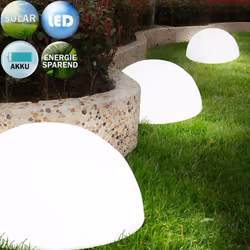 Rendez votre jardin plus lumineux ! Avec ces lampes solaires LED apportez plus de lumière dans votre jardin. Le design élégan ...