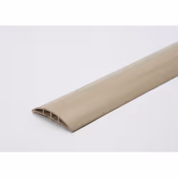 Simplifiez votre quotidien avec notre gaine protège-câbles en plastique beige, un incontournable pour maintenir vos espaces i ...