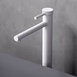 Robinet de salle de bains design blanc mat Un mitiguer exceptionnel qui attire les regards Idéal pour un montage derièrre une ...