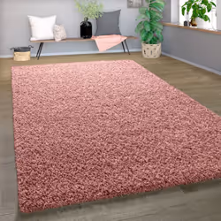 Véritable Shaggy, ce tapis est une pièce unique qui embellira votre pièce préférée. Ce modèle, disponible en différentes coul ...
