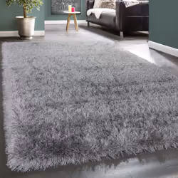 Rentrer chez soi, enlever ses chaussures et offrir à ses pieds une sensation de chaleur et de douceur. Le tapis Shaggy à poil ...